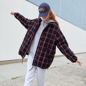 Aritzia TNA Coaches Jacket